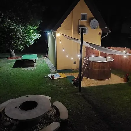 Ferienhaus Dezsafuerdos Toparti Nyaralo