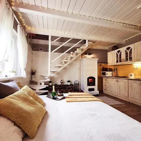 Ferienhaus Dezsafuerdos Toparti Nyaralo *